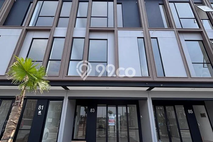 Ruko disewakan lokasi strategis Legok Tangerang 165m2 Ruko disewakan lokasi strategis Legok Tangerang 165m2