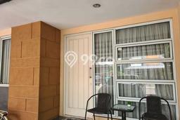 Rumah Luxury Modern Siap Huni di BSD Castilla Tangerang Rumah Luxury Modern Siap Huni di BSD Castilla Tangerang