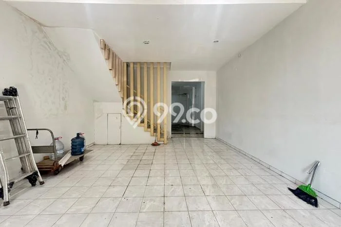 Lokasi Strategis! Dijual Ruko Bisnis di Cibitung, Bekasi Kondisi Bagus Lokasi Strategis! Dijual Ruko Bisnis di Cibitung, Bekasi Kondisi Bagus