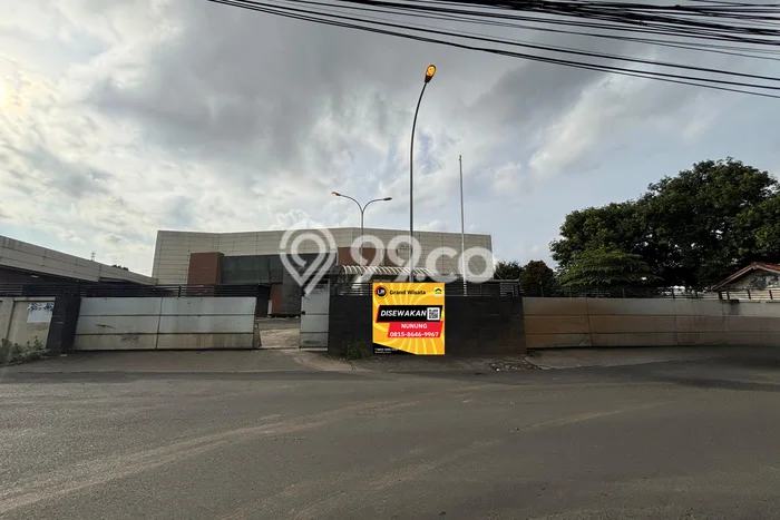 Unit Gudang Disewakan di Mustikasari di Area Ramai & Strategis Unit Gudang Disewakan di Mustikasari di Area Ramai & Strategis