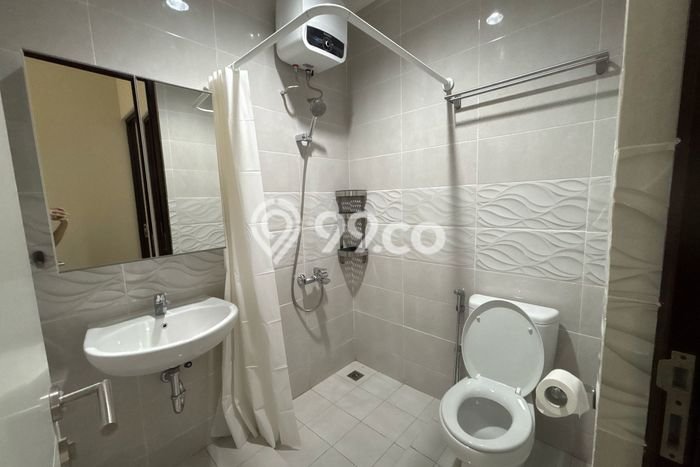 Hunian Mewah LB 150m2 Siap Pakai Desain Elegan di Grand Wisata, Bekasi Hunian Mewah LB 150m2 Siap Pakai Desain Elegan di Grand Wisata, Bekasi