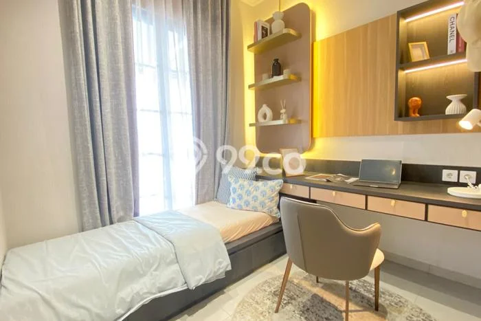 Jual Rumah Eksklusif 3 KT di Grand Wisata, Bekasi Jual Rumah Eksklusif 3 KT di Grand Wisata, Bekasi