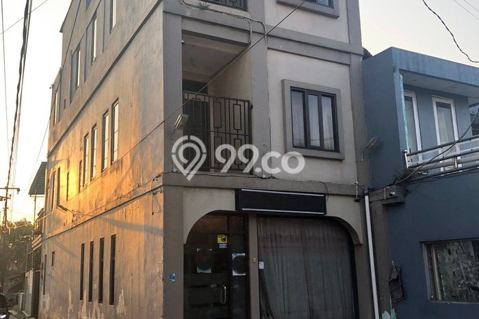 Ruko Dijual di Prime Area Bandung Luas 210m2 Ruko Dijual di Prime Area Bandung Luas 210m2