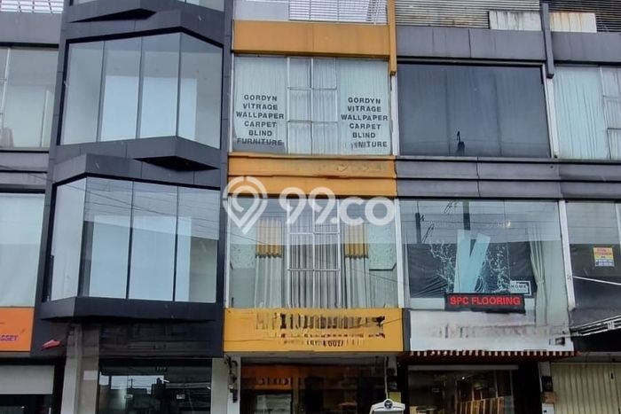 Ruko Dijual di Jakarta Selatan LT 64m2 & LB 224m2 Lokasi Terbaik! Ruko Dijual di Jakarta Selatan LT 64m2 & LB 224m2 Lokasi Terbaik!