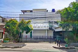 KAWASAN KOMERSIAL! Ruko For Rent Kawasan Fatmawati, Luas 500m², Akses Utama KAWASAN KOMERSIAL! Ruko For Rent Kawasan Fatmawati, Luas 500m², Akses Utama
