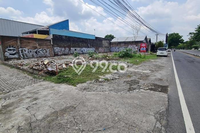 Dijual Pabrik di Pulo Gadung Jakarta Timur LT 44000m2 / LB 8000m2 Dijual Pabrik di Pulo Gadung Jakarta Timur LT 44000m2 / LB 8000m2
