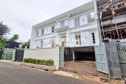 Hunian Elit LB 760m2 Siap Pakai Desain Elegan di Kemang, Jakarta Selatan Hunian Elit LB 760m2 Siap Pakai Desain Elegan di Kemang, Jakarta Selatan