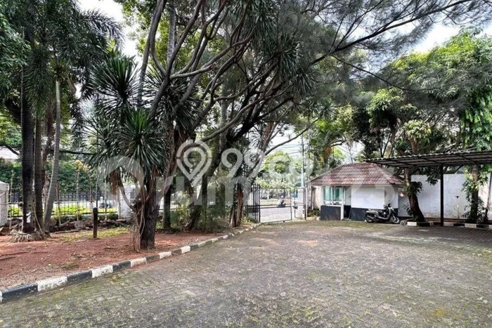 Dijual Rumah Premium dengan Fasilitas Sekitar Komplit di Menteng, Jakarta Pusat Dijual Rumah Premium dengan Fasilitas Sekitar Komplit di Menteng, Jakarta Pusat