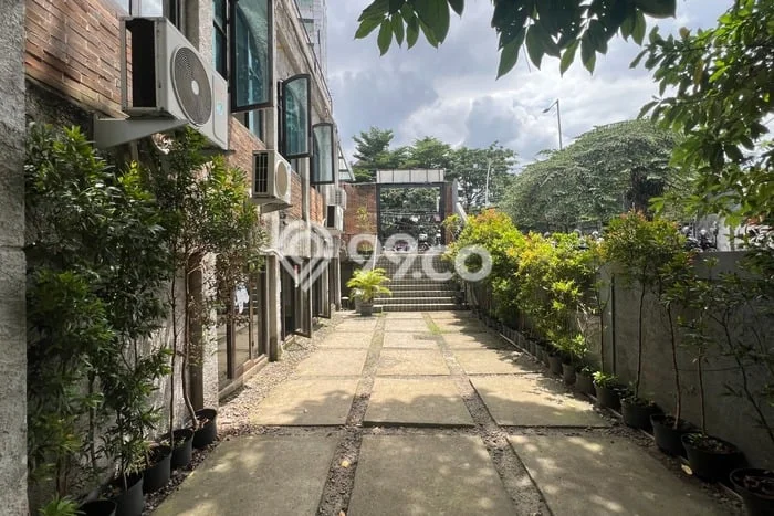 Komersial Komersial Disewakan di Kebayoran Baru Jakarta Selatan Luas 600m2 Komersial Komersial Disewakan di Kebayoran Baru Jakarta Selatan Luas 600m2