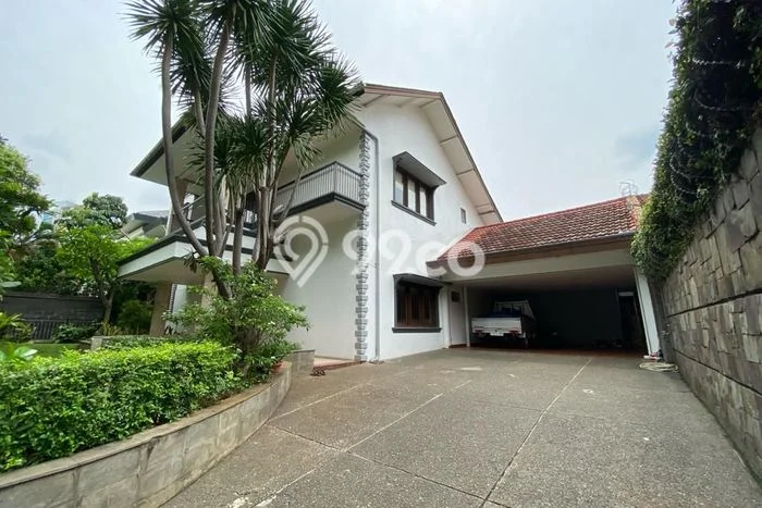 Sewa Rumah Modern di Kebayoran Baru Siap Huni dan Strategis Sewa Rumah Modern di Kebayoran Baru Siap Huni dan Strategis