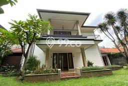 Sewa Rumah Modern di Kebayoran Baru Siap Huni dan Strategis Sewa Rumah Modern di Kebayoran Baru Siap Huni dan Strategis