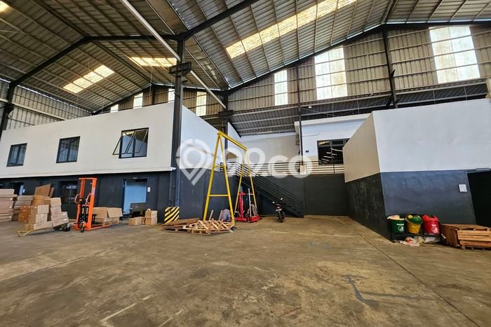 Unit Gudang Dijual di Purwakarta Cilegon Luas Tanah 8895m2, Luas Bangunan 5189m2 Unit Gudang Dijual di Purwakarta Cilegon Luas Tanah 8895m2, Luas Bangunan 5189m2