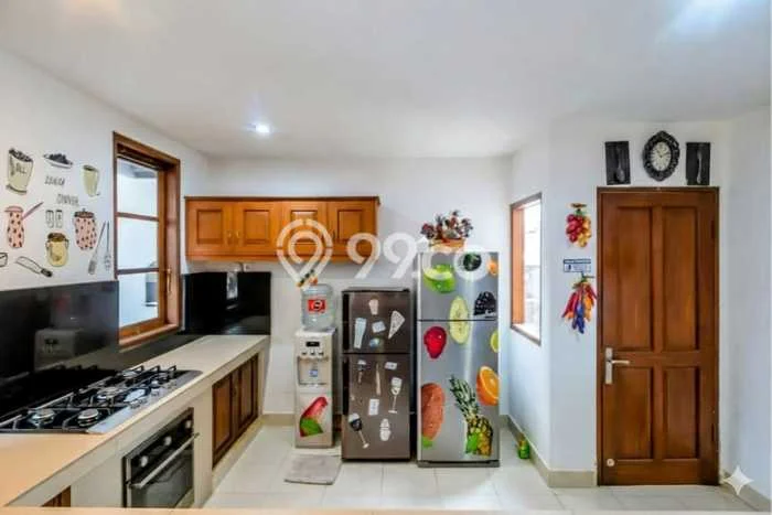 Disewakan! Rumah 3 Kamar Tidur &
3 Kamar Mandi di Sanur, Denpasar Disewakan! Rumah 3 Kamar Tidur &
3 Kamar Mandi di Sanur, Denpasar