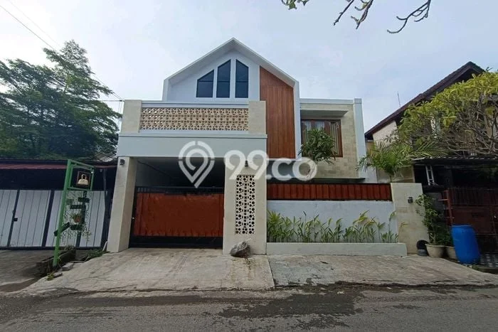 Rumah sewa siap pakai 4 Kamar Tidur di Kerobokan, Badung Rumah sewa siap pakai 4 Kamar Tidur di Kerobokan, Badung