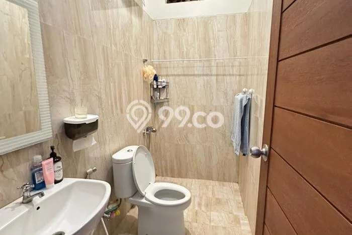 Rumah Mewah LB 159m2 Siap Huni Desain Elegan di Renon, Denpasar Rumah Mewah LB 159m2 Siap Huni Desain Elegan di Renon, Denpasar