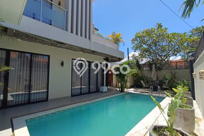 Ready to Use! Luxury House LT 200m2 Desain Modern di Kerobokan Ready to Use! Luxury House LT 200m2 Desain Modern di Kerobokan