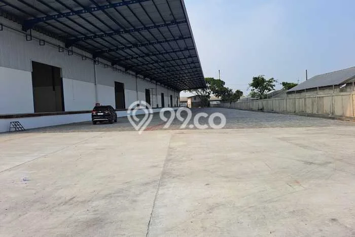 Disewakan Gudang Strategis di Lemah Abang, Luas 10080m², Area Berkembang Disewakan Gudang Strategis di Lemah Abang, Luas 10080m², Area Berkembang