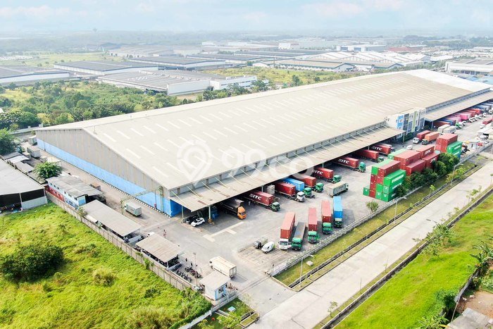 Area Strategis! Disewakan Gudang Lokasi Karawang Timur, Karawang Cocok untuk Bisnis Area Strategis! Disewakan Gudang Lokasi Karawang Timur, Karawang Cocok untuk Bisnis