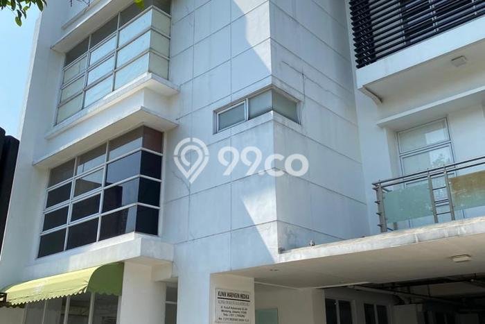 AREA BISNIS! Komersial di Menteng, Luas 1500m², Mainroad, Strategis AREA BISNIS! Komersial di Menteng, Luas 1500m², Mainroad, Strategis