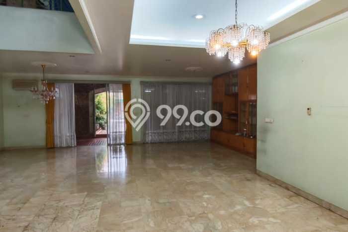 For Sale! Luxury House LT 300m2 Desain Elegan di Tomang For Sale! Luxury House LT 300m2 Desain Elegan di Tomang