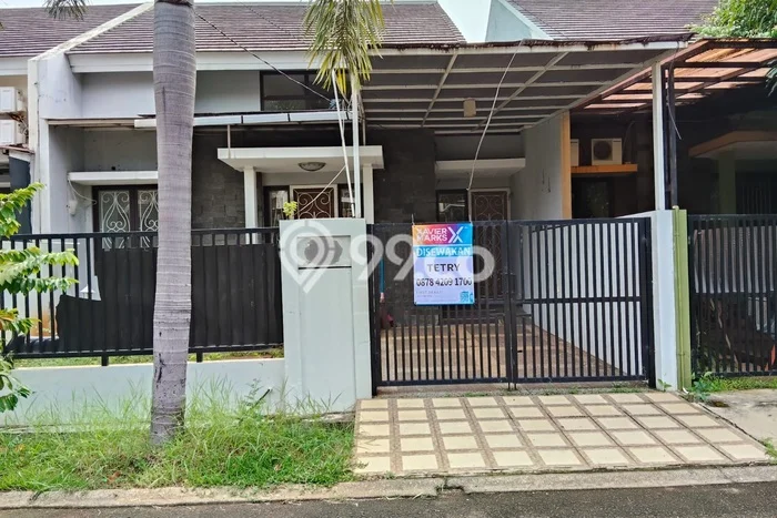 Disewakan! Rumah 3 Kamar Tidur &
2 Kamar Mandi di Harapan Indah, Bekasi Disewakan! Rumah 3 Kamar Tidur &
2 Kamar Mandi di Harapan Indah, Bekasi
