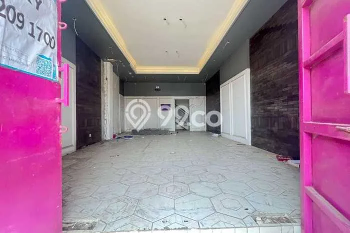 AREA BERKEMBANG! Ruko For Rent Kawasan , Luas 150m2m², Ready Bisnis AREA BERKEMBANG! Ruko For Rent Kawasan , Luas 150m2m², Ready Bisnis