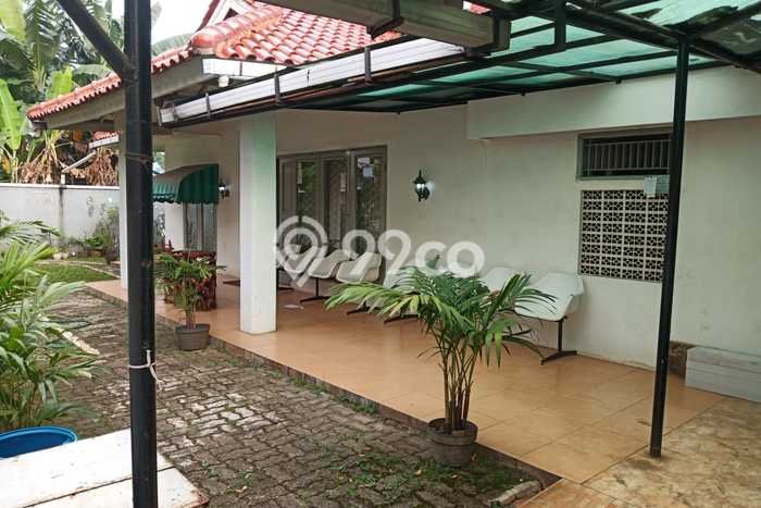 Siap Huni Rumah Mewah 6 Kamar di Ciputat Timur Dekat ke Mana Saja Siap Huni Rumah Mewah 6 Kamar di Ciputat Timur Dekat ke Mana Saja
