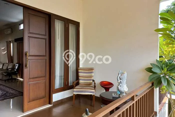 Hunian Eksklusif Dijual LT 387m2 di Ciputat Timur, Tangerang Selatan Hunian Eksklusif Dijual LT 387m2 di Ciputat Timur, Tangerang Selatan