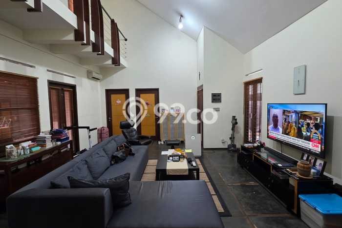 Siap Huni Rumah Mewah 3 Kamar di Cinere Dekat ke Mana Saja Siap Huni Rumah Mewah 3 Kamar di Cinere Dekat ke Mana Saja