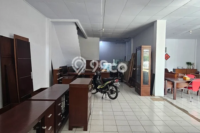 Unit Ruko Disewa Lokasi Pamulang, Tangerang Selatan Spesifikasi Luas Bangunan 600m2 Unit Ruko Disewa Lokasi Pamulang, Tangerang Selatan Spesifikasi Luas Bangunan 600m2