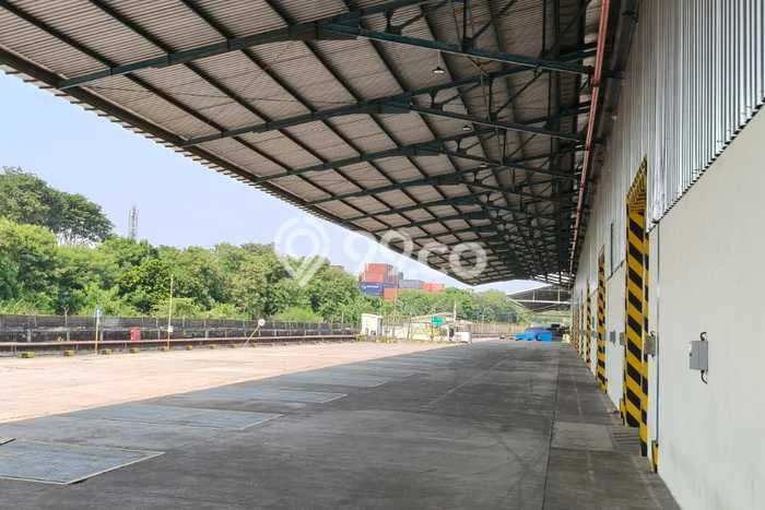Gudang Komersial Disewakan di Cakung Jakarta Timur Luas 5472m2 Gudang Komersial Disewakan di Cakung Jakarta Timur Luas 5472m2