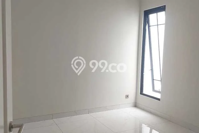 Disewakan Rumah Harga Terjangkau di Summarecon Crown Gading Bekasi dengan 4 Kamar Tidur Disewakan Rumah Harga Terjangkau di Summarecon Crown Gading Bekasi dengan 4 Kamar Tidur