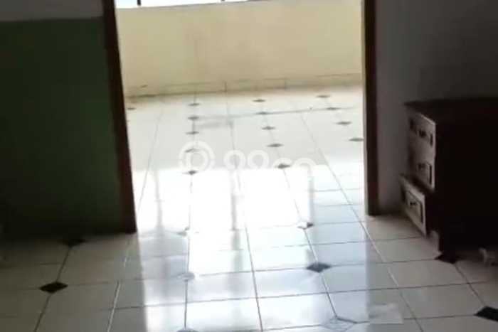 Ruko Dijual di Jakarta Timur LT 65m2 & LB 180m2 Lokasi Terbaik! Ruko Dijual di Jakarta Timur LT 65m2 & LB 180m2 Lokasi Terbaik!