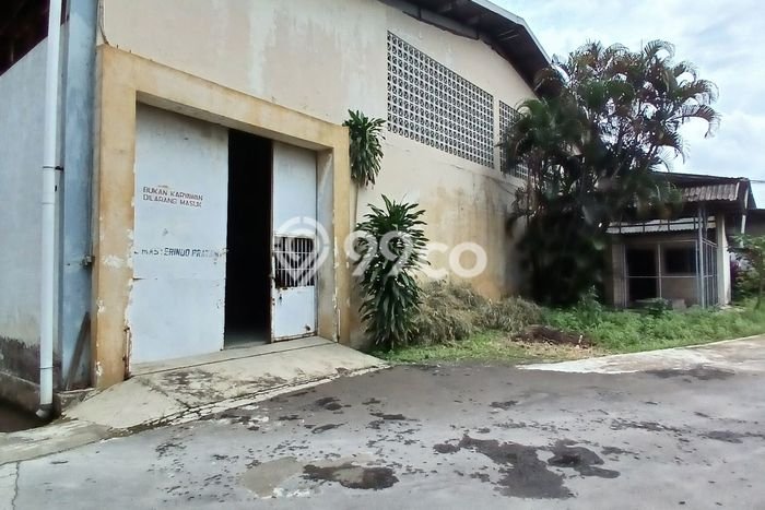 Gudang Disewakan Kawasan Dayeuhkolot, Luas 554m², Kawasan Strategis, Siap Usaha Gudang Disewakan Kawasan Dayeuhkolot, Luas 554m², Kawasan Strategis, Siap Usaha