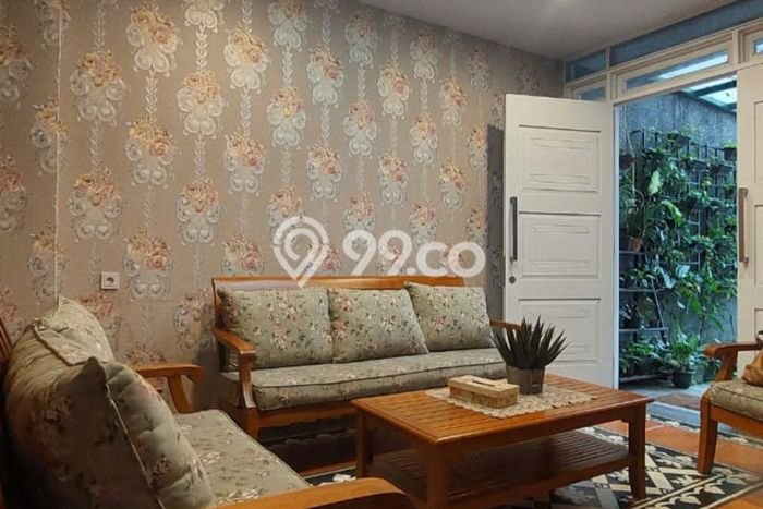 Rumah EXCLUSIVE! area Cipaku, Bandung, LT 300m² Bangunan 360m², BISA KPR Rumah EXCLUSIVE! area Cipaku, Bandung, LT 300m² Bangunan 360m², BISA KPR