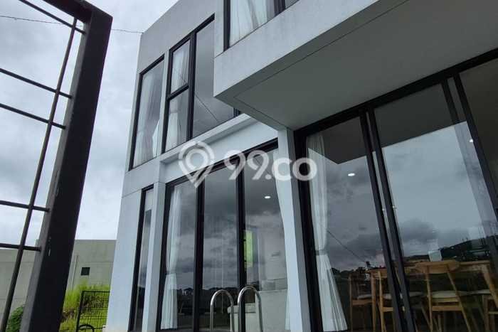 DIJUAL! Vila di , Luas 315m2m², Akses Mudah Pusat Kota DIJUAL! Vila di , Luas 315m2m², Akses Mudah Pusat Kota
