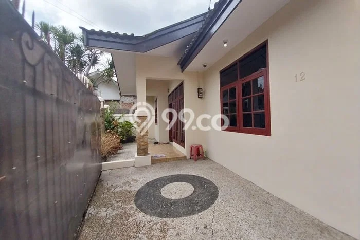 PREMIUM LIVING! Rumah kawasan Cimahi Utara, 5 KT, Area Berkembang, Luas 186m2m² Bangunan 200m2m² PREMIUM LIVING! Rumah kawasan Cimahi Utara, 5 KT, Area Berkembang, Luas 186m2m² Bangunan 200m2m²