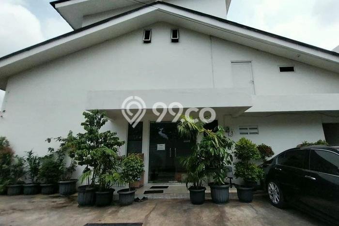 LOKASI STRATEGIS! Komersial Kawasan Pondok Bambu, Luas 320m², Keramaian Tinggi LOKASI STRATEGIS! Komersial Kawasan Pondok Bambu, Luas 320m², Keramaian Tinggi