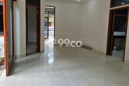 Sewa Rumah Harga Terjangkau di Singgasana Bandung dengan 4 Kamar Tidur Sewa Rumah Harga Terjangkau di Singgasana Bandung dengan 4 Kamar Tidur