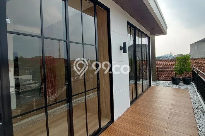 Rumah Disewakan Bandung LT 138m2 LB 255m2 Kawasan Moch Toha Rumah Disewakan Bandung LT 138m2 LB 255m2 Kawasan Moch Toha