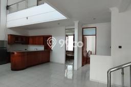 Disewakan! Rumah 4 Kamar Tidur &
3 Kamar Mandi di Hegarmanah, Bandung Disewakan! Rumah 4 Kamar Tidur &
3 Kamar Mandi di Hegarmanah, Bandung