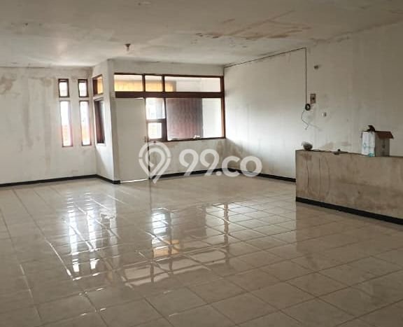 Ruko Disewa di Bandung dengan LB 375m2 Area Komersial Ramai Ruko Disewa di Bandung dengan LB 375m2 Area Komersial Ramai