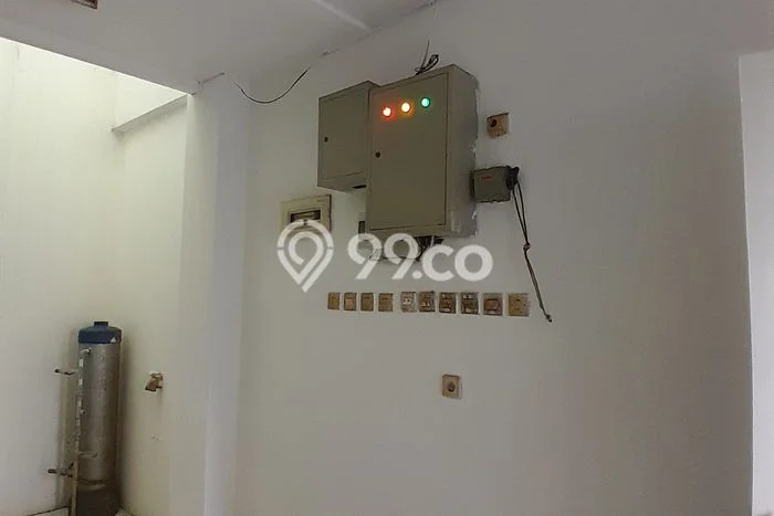 Ruko Disewakan Kawasan Otista, Luas 300m2m², Area Berkembang Ruko Disewakan Kawasan Otista, Luas 300m2m², Area Berkembang