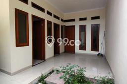 UNIT TERBATAS! Rumah area , 4 KT, LT 131m2m² LB 220m2m² UNIT TERBATAS! Rumah area , 4 KT, LT 131m2m² LB 220m2m²