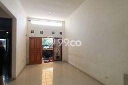 SPECIAL LISTING! Rumah area Taman Kopo Indah, 1 KM, Akses Pusat Kota, Luas 97m² LB 90m² SPECIAL LISTING! Rumah area Taman Kopo Indah, 1 KM, Akses Pusat Kota, Luas 97m² LB 90m²