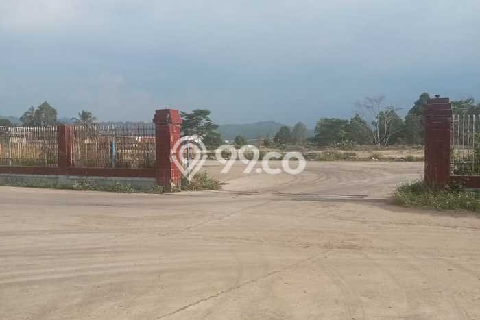 Tanah Disewakan Lokasi Bandung Seluas 30000m2 Strategis dan Aman Tanah Disewakan Lokasi Bandung Seluas 30000m2 Strategis dan Aman