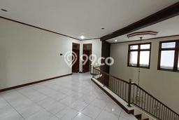 Rumah Sewa Bandung LT 220m2 LB 250m2 Area Setra Sari Rumah Sewa Bandung LT 220m2 LB 250m2 Area Setra Sari