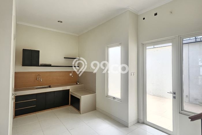 Rumah Luas Asri 2 KT Siap Huni di Gading Serpong Tangerang Rumah Luas Asri 2 KT Siap Huni di Gading Serpong Tangerang
