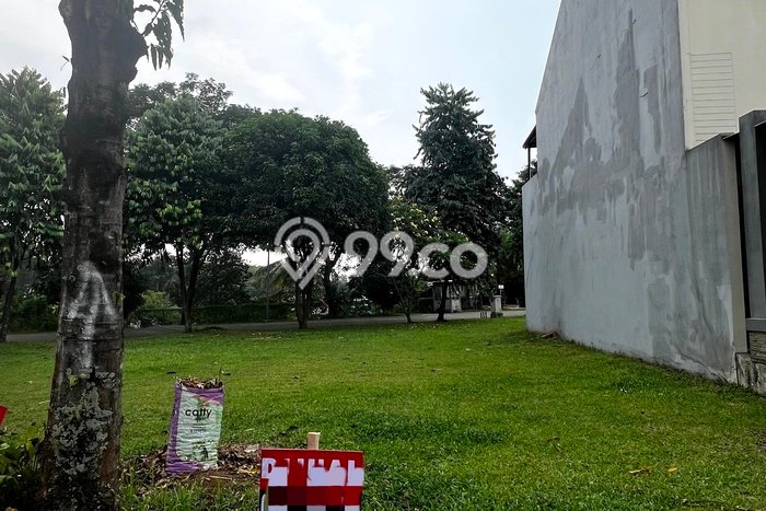 Dijual Tanah Kawasan BSD, Luas 240m², Area Berkembang Dijual Tanah Kawasan BSD, Luas 240m², Area Berkembang