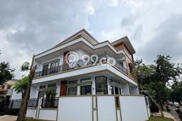 Rumah Luxury Modern Tanpa Renovasi di BSD Kencana Loka Tangerang Rumah Luxury Modern Tanpa Renovasi di BSD Kencana Loka Tangerang